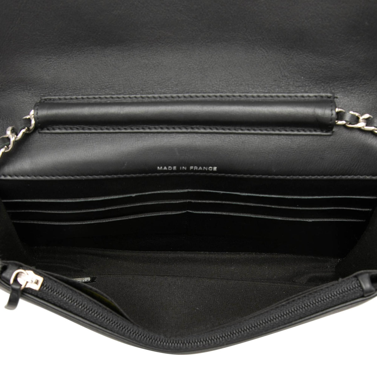 Chanel CC Patent Compact Wallet On Chain