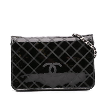 Chanel CC Patent Diamond Wallet On Chain