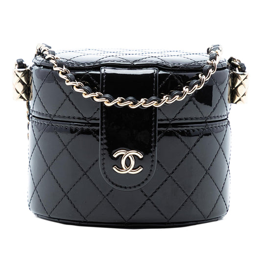 Chanel CC Quilted Patent Vanity Case with Chain