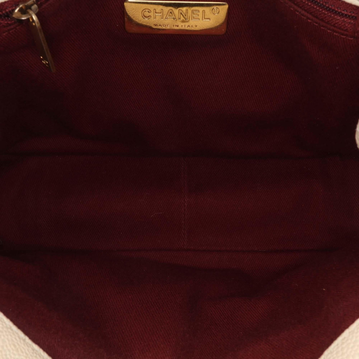 Chanel Caviar Business Affinity Messenger Flap