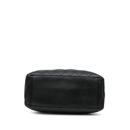 Chanel Caviar Grand Shopping Tote (SHG-IBcR9n)