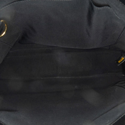 Chanel Caviar Grand Shopping Tote (SHG-IBcR9n)
