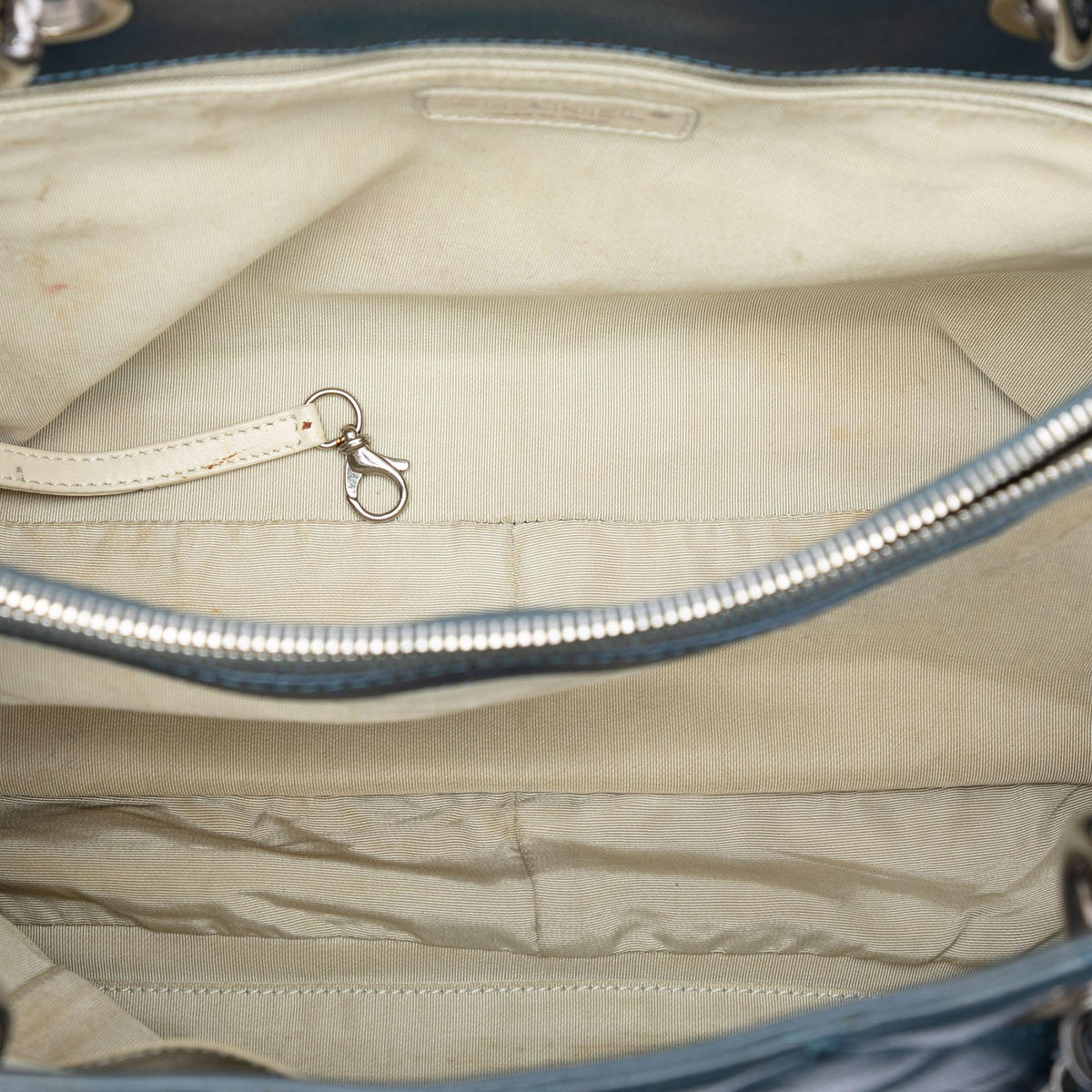 Chanel Caviar Grand Shopping Tote