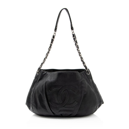Chanel Caviar Leather Timeless CC Shoulder Bag