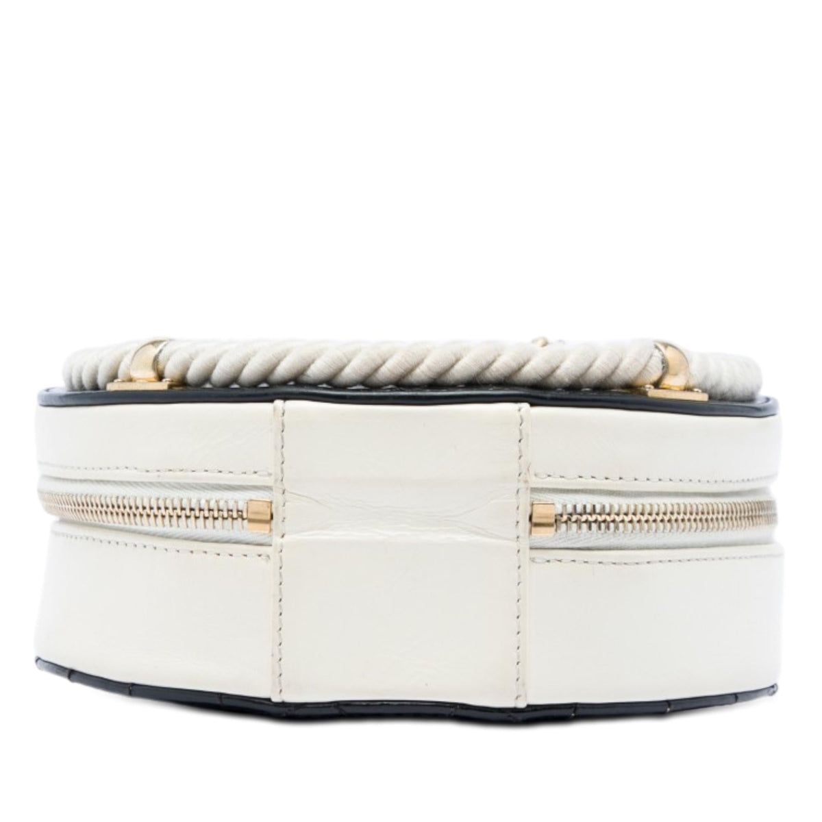 Chanel Crumpled Calfskin En Vogue Round Bag