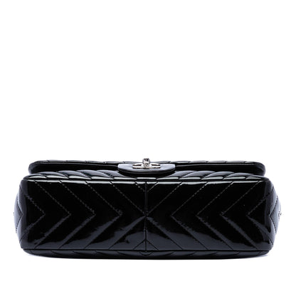 Chanel Jumbo Classic Chevron Patent Single Flap