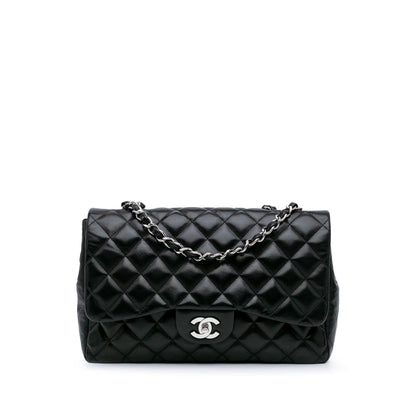 Chanel Jumbo Classic Lambskin Single Flap