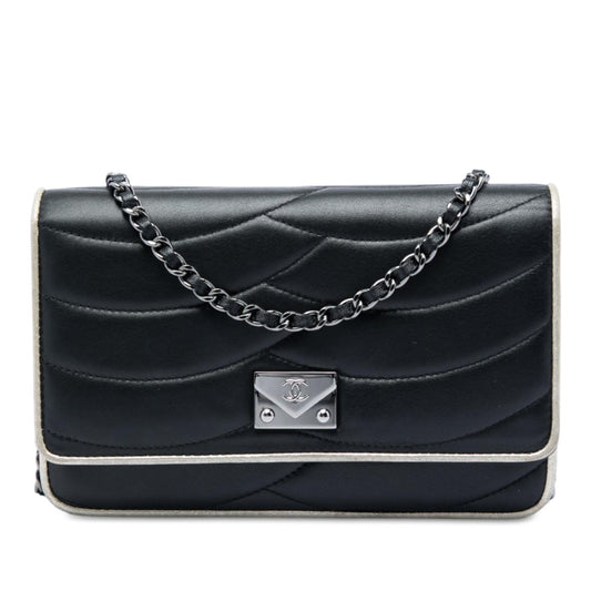 Chanel Lambskin Pagoda Wallet On Chain