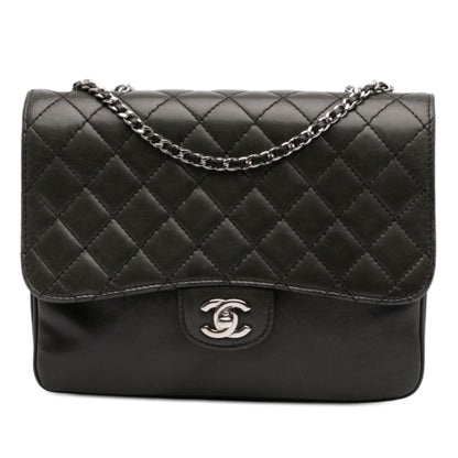 Chanel Medium Quilted Lambskin Clams Pocket Flap