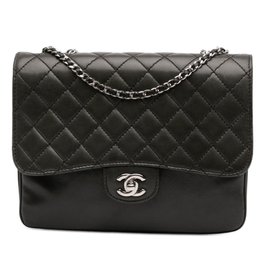 Chanel Medium Quilted Lambskin Clams Pocket Flap