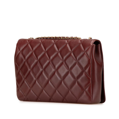 Chanel Medium Quilted Lambskin Diamond CC Flap