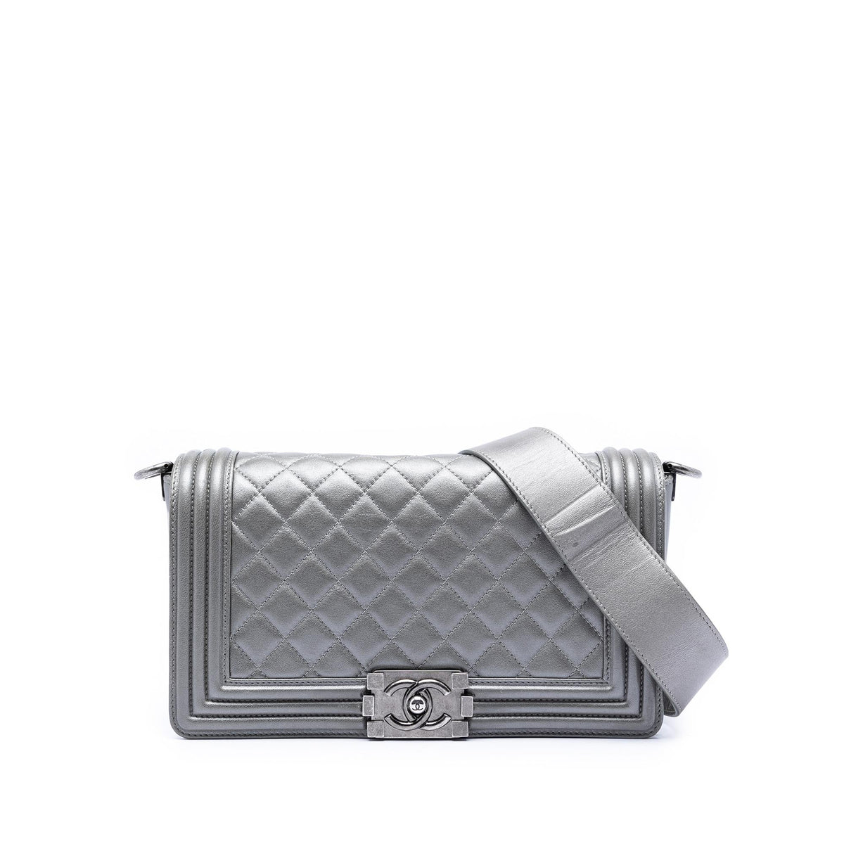 Chanel Old Medium Quilted Lambskin Boy Flap