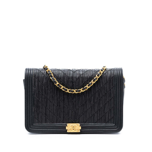 Chanel Pleated Crumpled Chevron Calfskin Le Boy Wallet On Chain