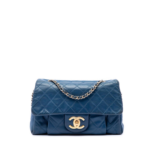 Chanel Small Quilted Iridescent Calfskin Chic Quilt Flap